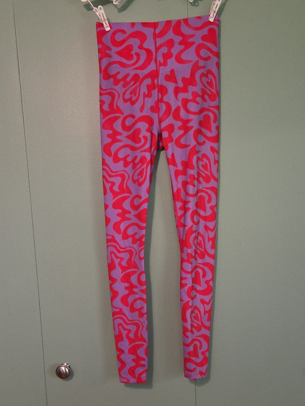 Savage X Fenty Pink and Purple Swirl Leggings Size Small 4 - 6